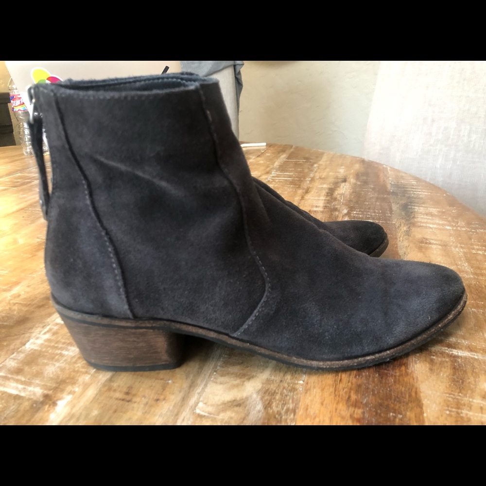 Dolce Vita booties